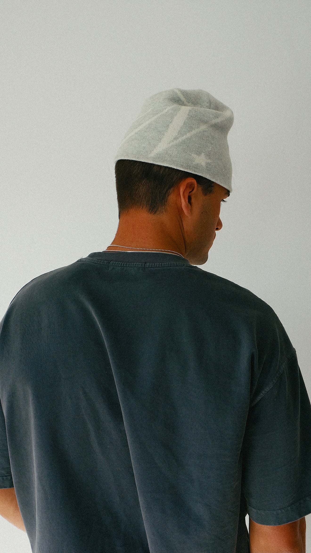 INITIAL BEANIE - GREY