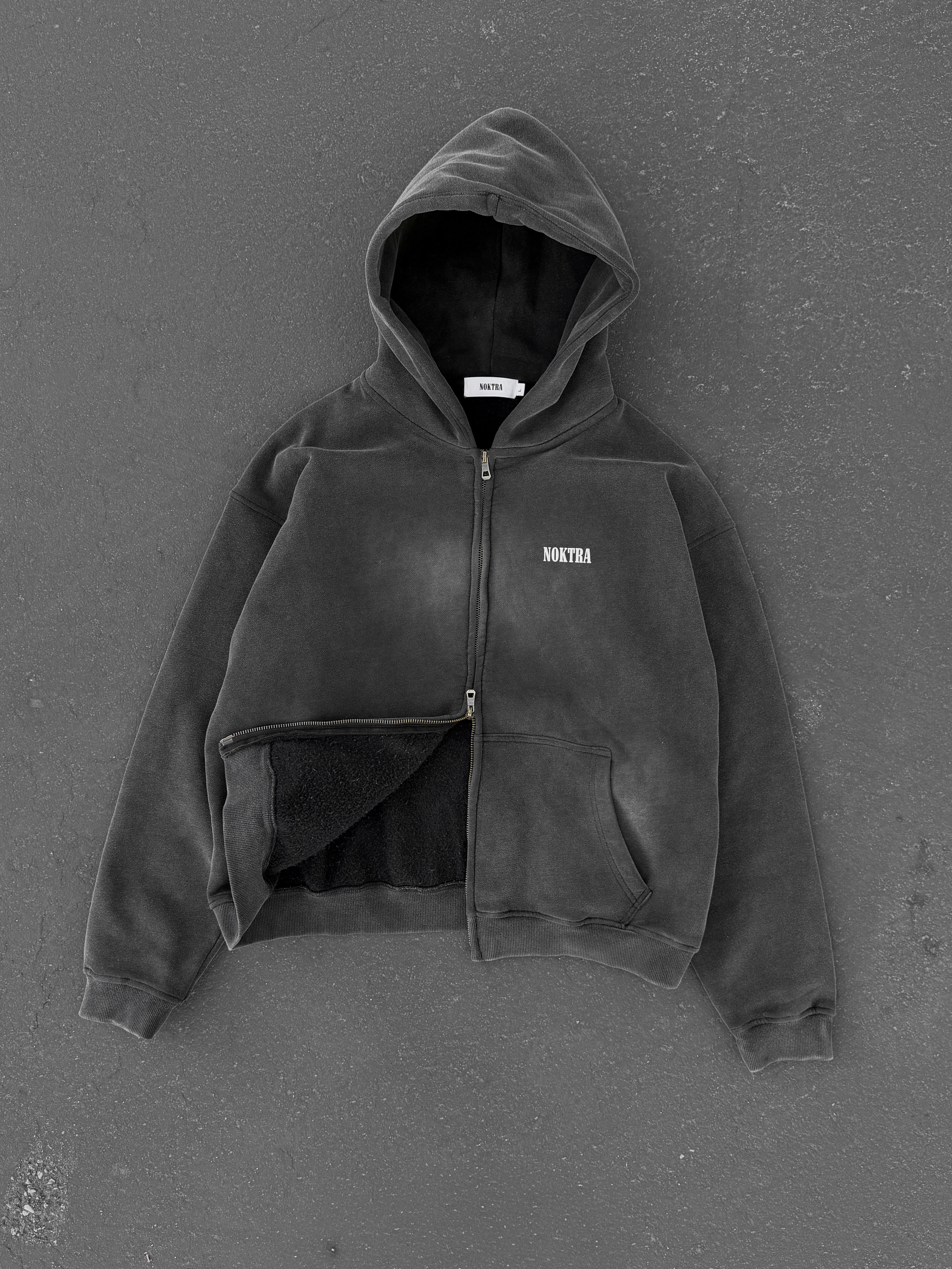 NOKTRA ZIP UP - BLACK