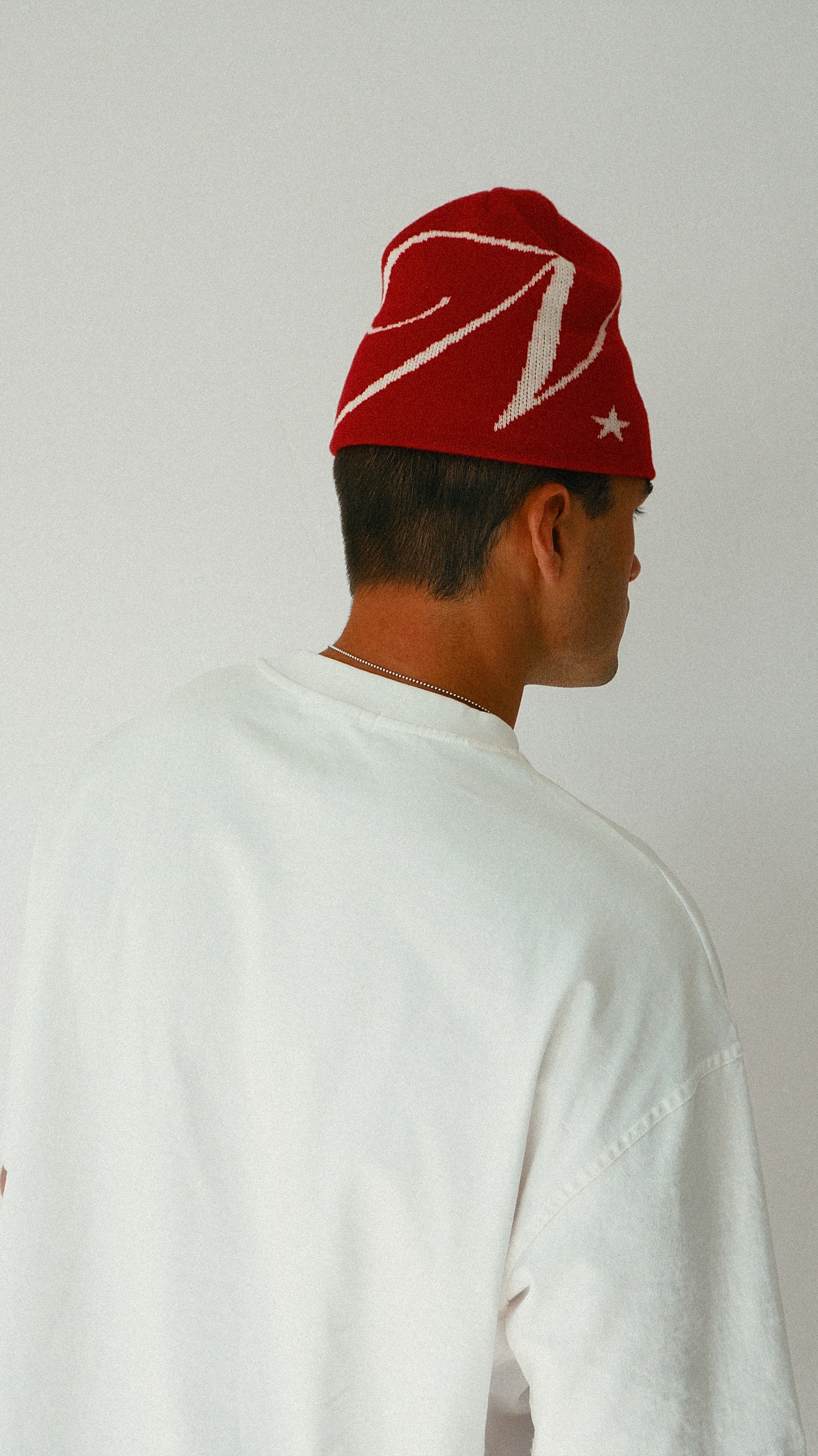 INITIAL BEANIE - RED