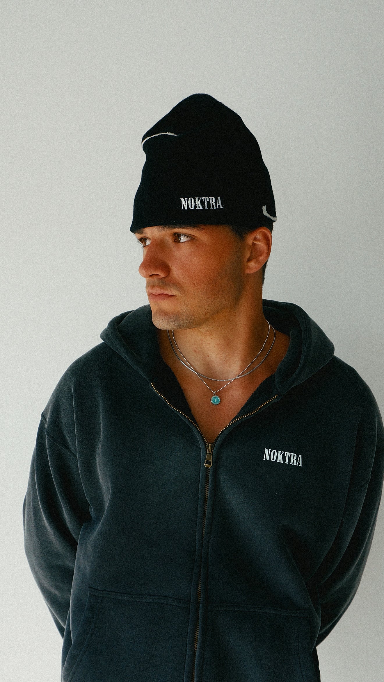 INITIAL BEANIE - BLACK