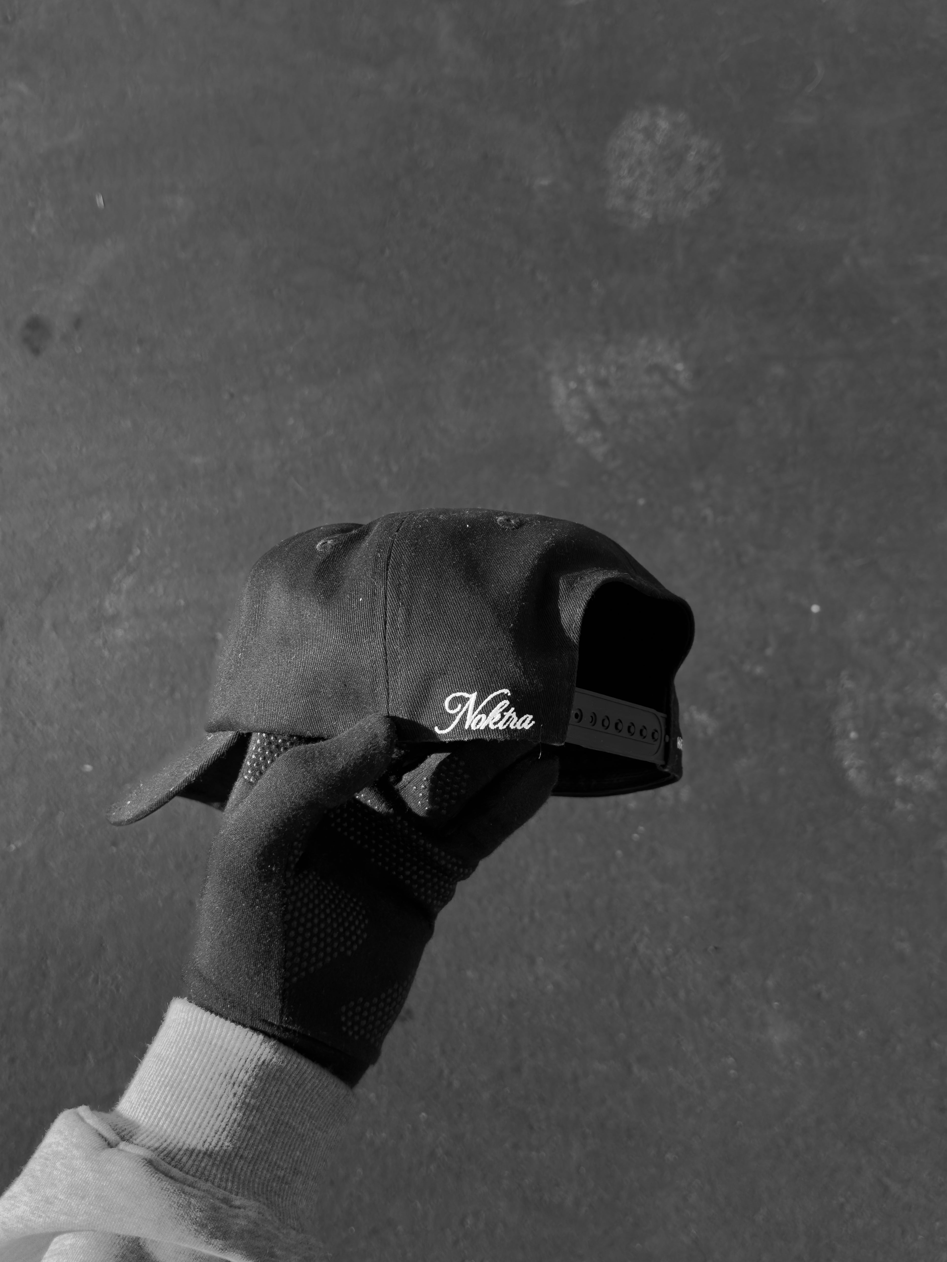 SIGNATURE CAP - BLACK