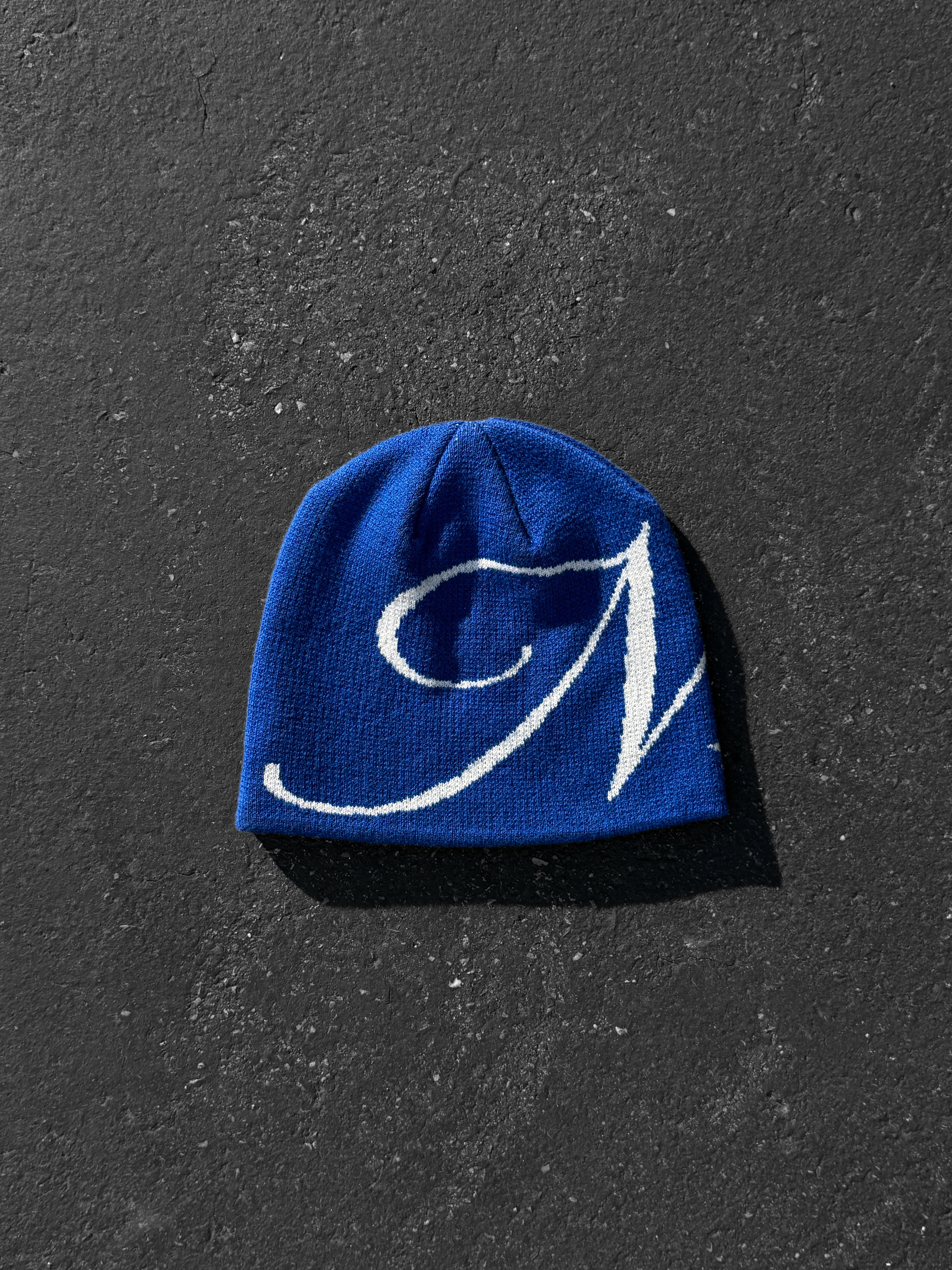 INITIAL BEANIE - BLUE